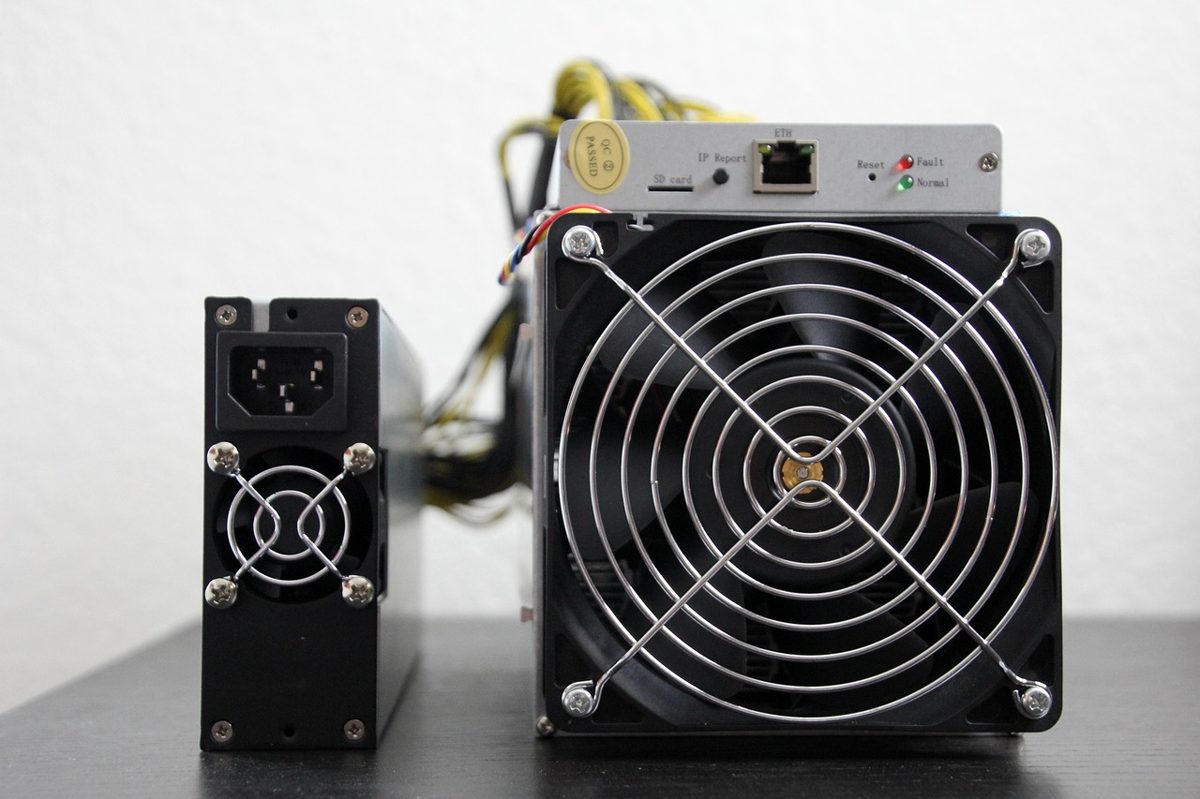 bitcoin, miner, antminer, hardware, mines, crypto, gold, cash, currency, crypto currency, electronic money, transaction,