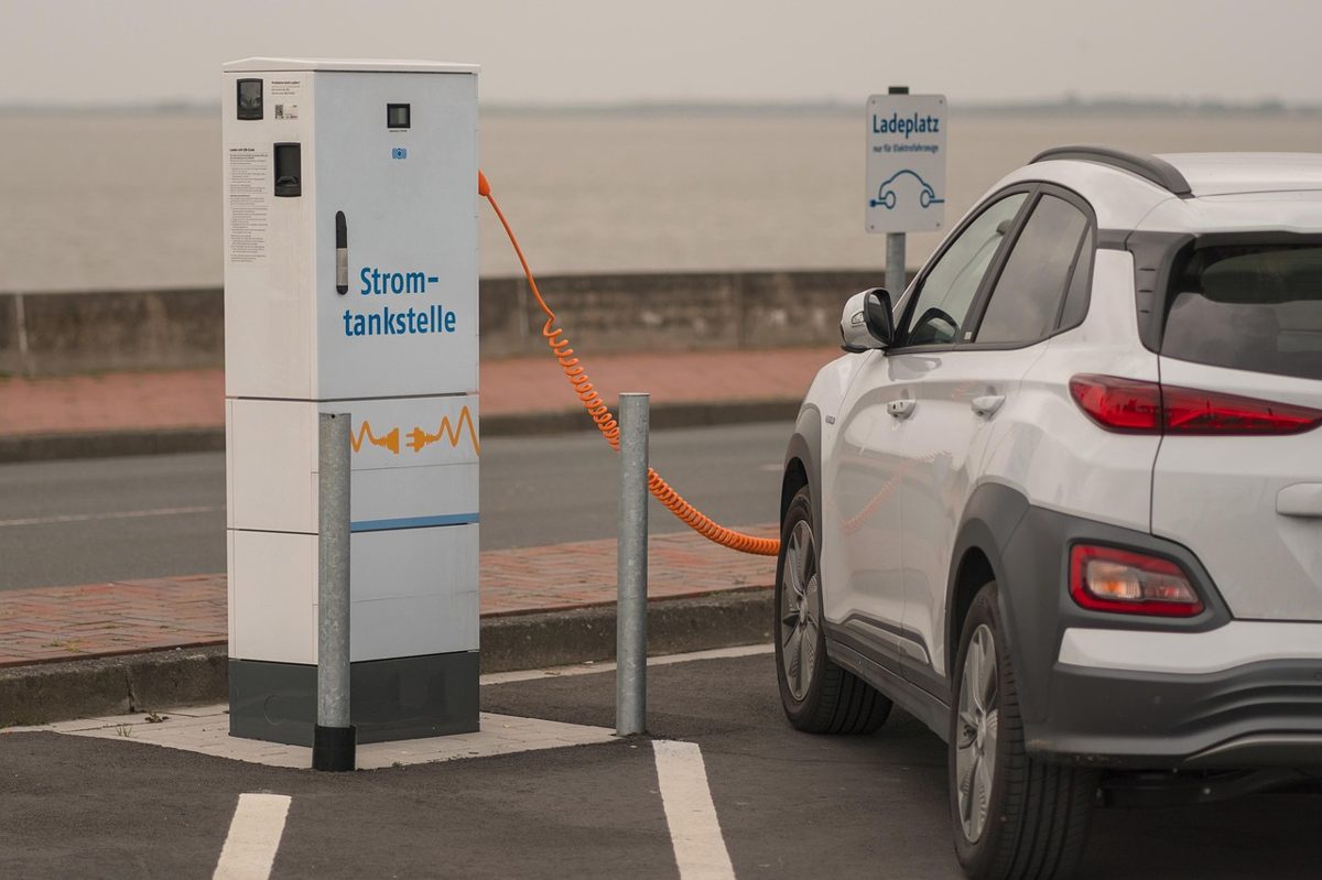 charging station, e mobility, loading column, e car, traffic turning, electricity, energy, environment, loading possibil
