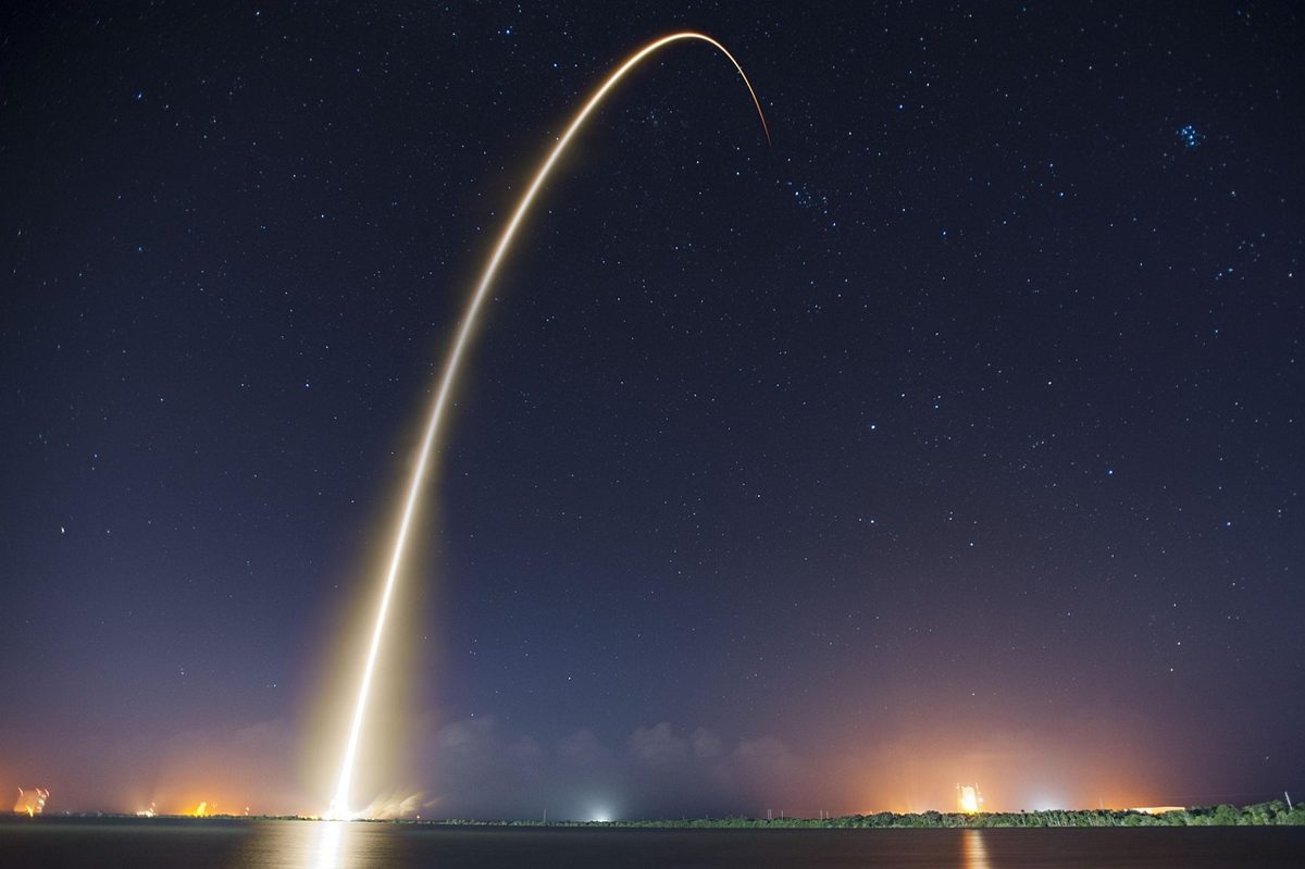 rocket launch, night, trajectory, spacex, lift-off, launch, flames, propulsion, space, rocket, speed, vehicle, missile, 